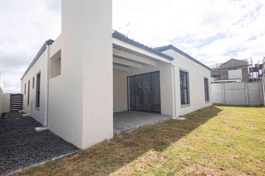 To Let 3 Bedroom Property for Rent in Jacarandas Western Cape
